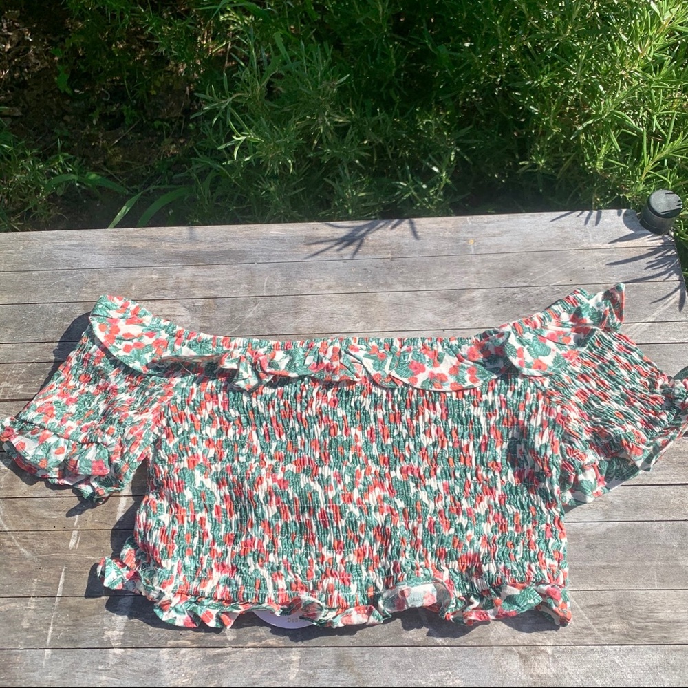 🌸Wild Honey Crop Top🌸 - Picture 2 of 4